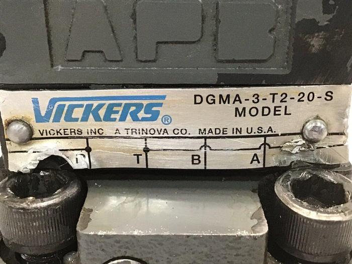 Used VICKERS Valve DG4V322AMUHL760 USED