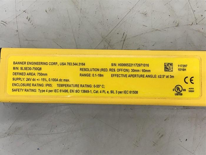 Used BANNER ENGINEERING Light Curtain Transmitter SLSE30-750Q8 #133668