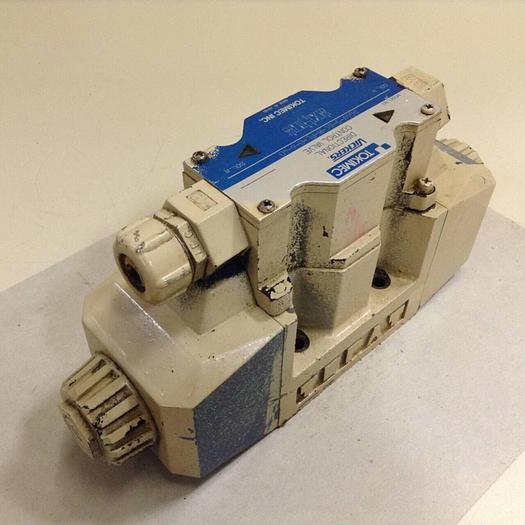 Used VICKERS Directional Control Valve DG4V56CMPLB640 #77576