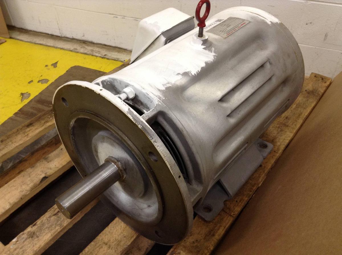 Used TOSHIBA 3 Phase Induction Motor TKKH SCKL21 Used