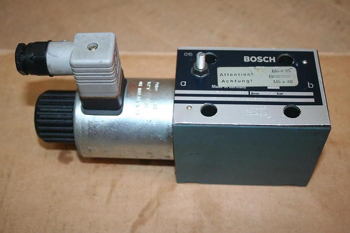 Used BOSCH Hydraulic Valve 0 810 001 830 #19126