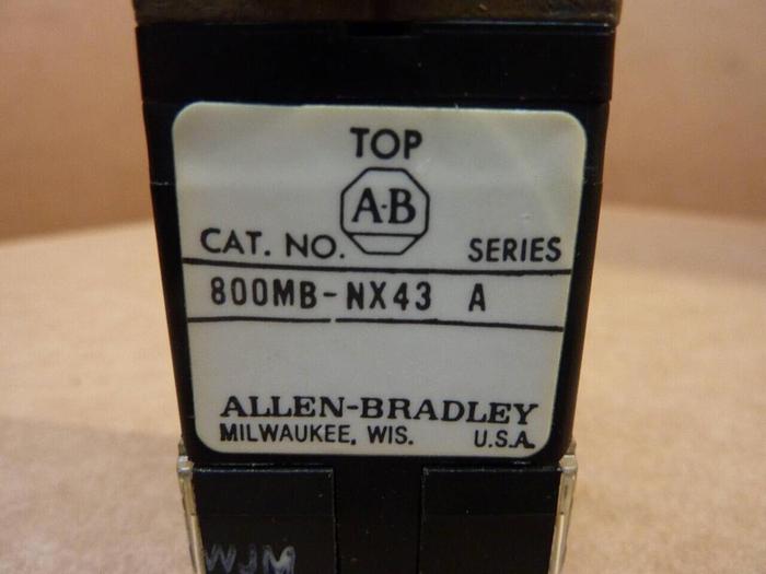 Used ALLEN BRADLEY Selector Switch 800MB-NX43 #38192