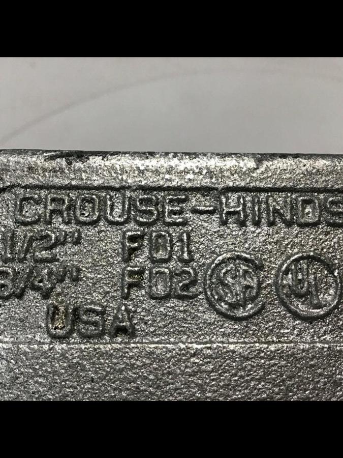 Used THOMAS & BETTS Core Pull Receptacle Duplex 8733U-1 USED