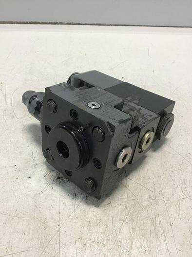 Used VICKERS Valves DG4V-3-2AL-M-U-HL7-60 Used