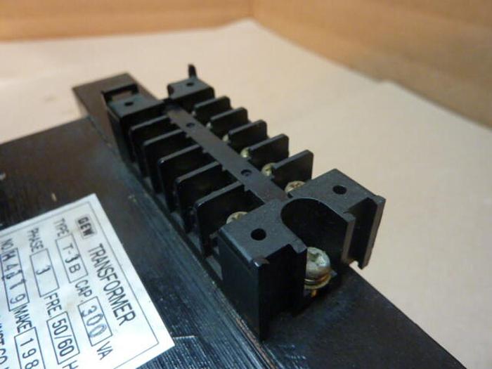 Used GOMI ELECTRIC 0.3 kVA Transformer T-3B #36398