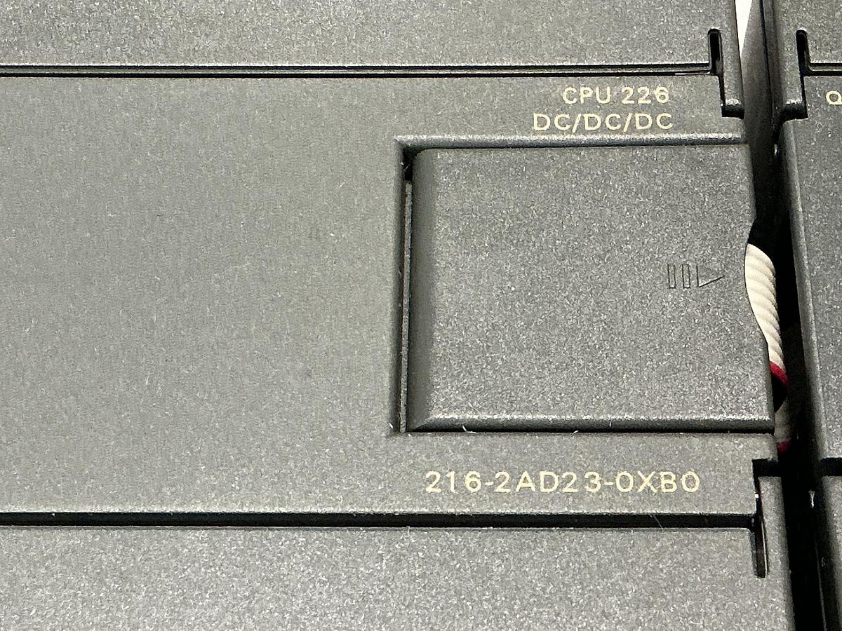 Used SIEMENS CPU 226