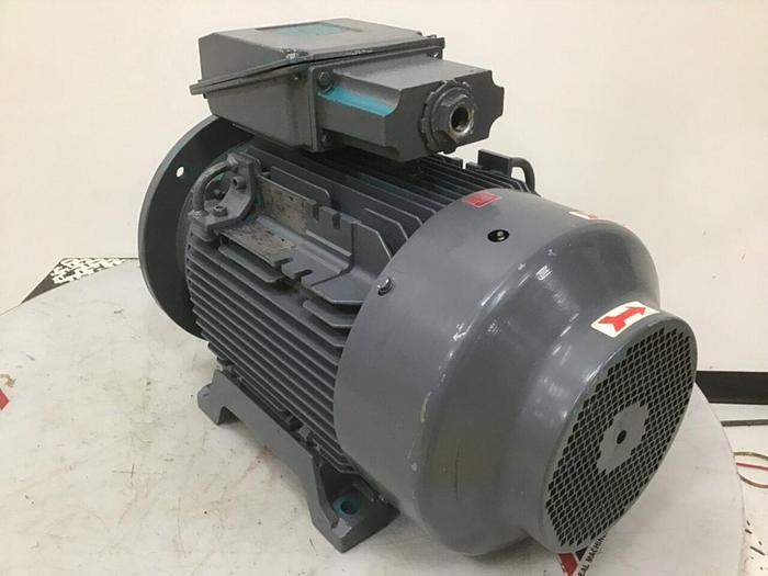 Used BROOK CROMPTON 40 HP Motor WP-200LD Used
