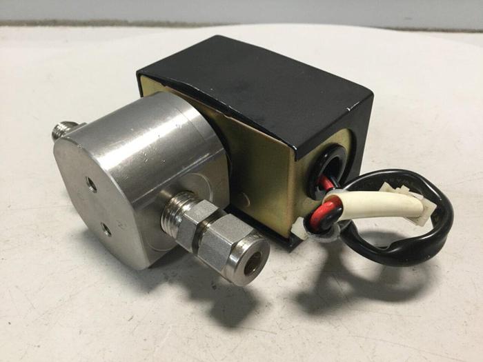 Used CKD CORP Solenoid Valve HVB41-8N-5 #104201