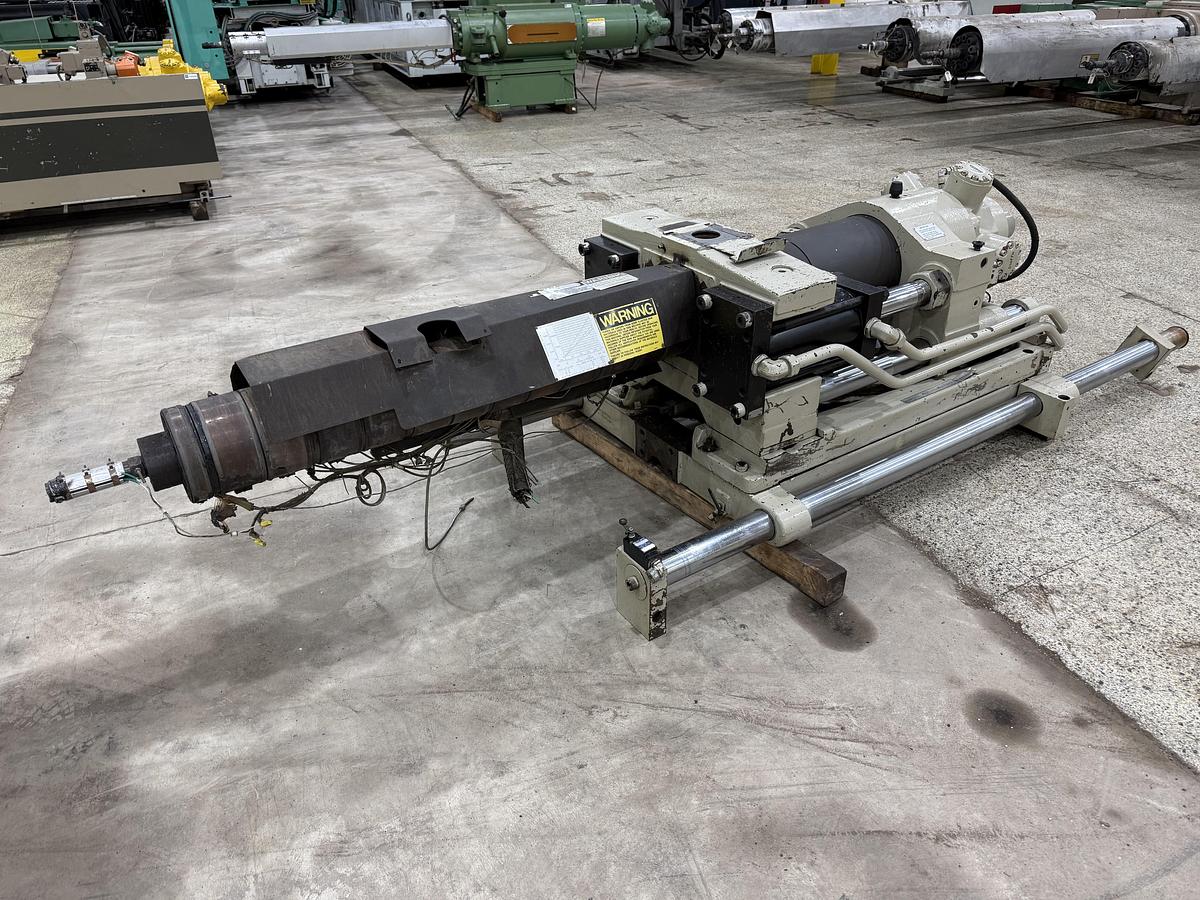 Used CINCINNATI MILACRON VH300-29 / IU