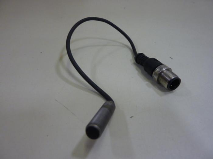 Used BALLUFF Inductive Proximity Sensor BES 516-324-E4-C-S4-00,2 #62627
