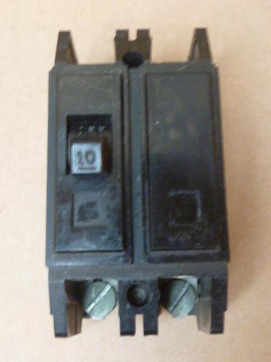 Used WESTINGHOUSE 10 Amp Circuit Breaker HQCL2010 #31344