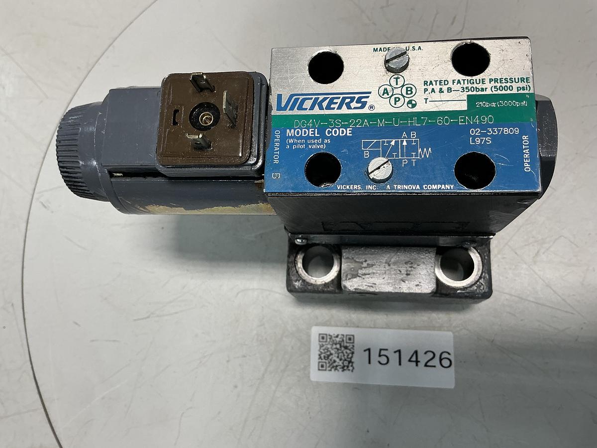Used VICKERS DG4V-3S-22A-M-U-HL7-60-EN490