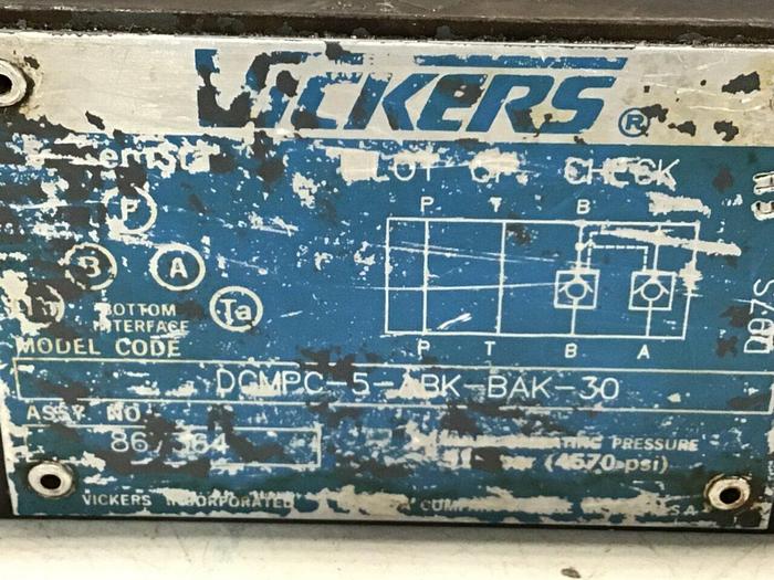 Used VICKERS Pilot Operated Check Valve DGMPC-5-ABK-BAK-30 #116303