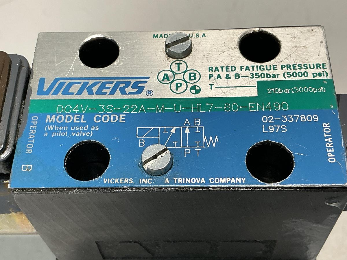 Used VICKERS DG4V-3S-22A-M-U-HL7-60-EN490