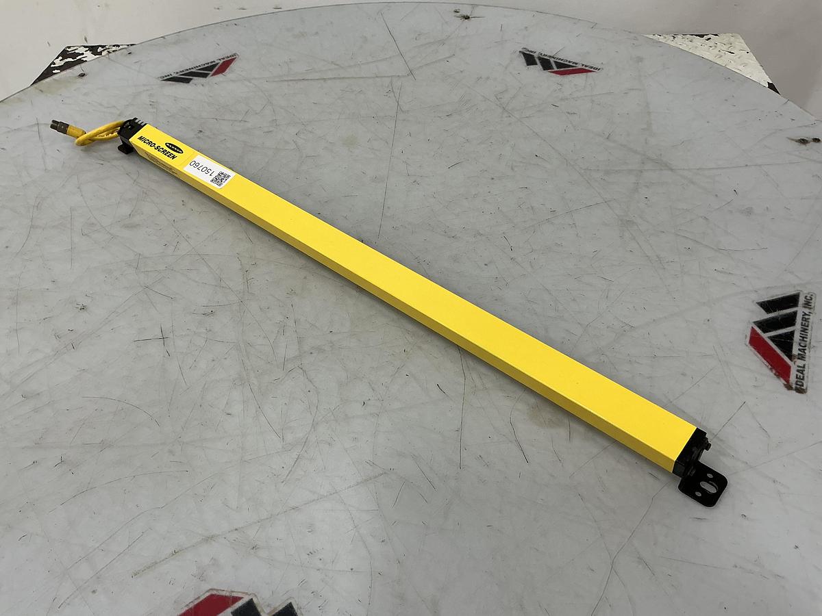 Used BANNER USR2824YP2