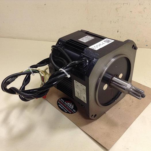 Used YASKAWA ELECTRIC AC Servo Motor USADED-13YRW11 #73553