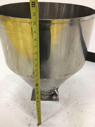 Used METAL FABRICATOR Hopper HOPPER095 #93095