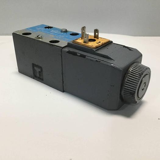 Used VICKERS Directional Hydraulic Valve DG4V322AMUHL760 Used