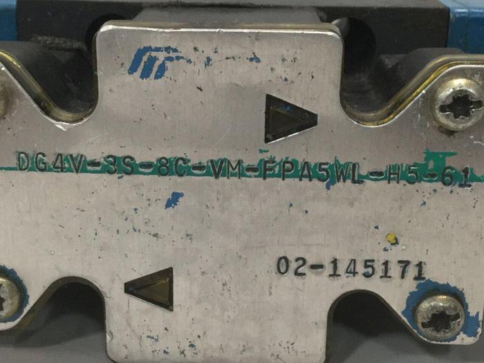 Used VICKERS Valve DG4V3S8CVMFPA5WWLH561 #105998