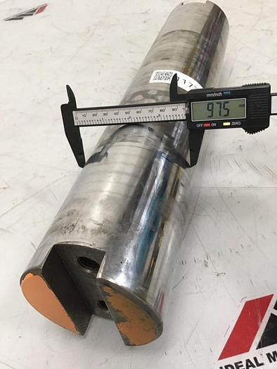 Used CINCINNATI MILACRON Toggle Pin VT165-13 / TL #117785