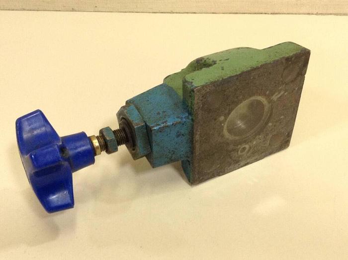 Used VICKERS Relief Valve CGR02CK30 USED