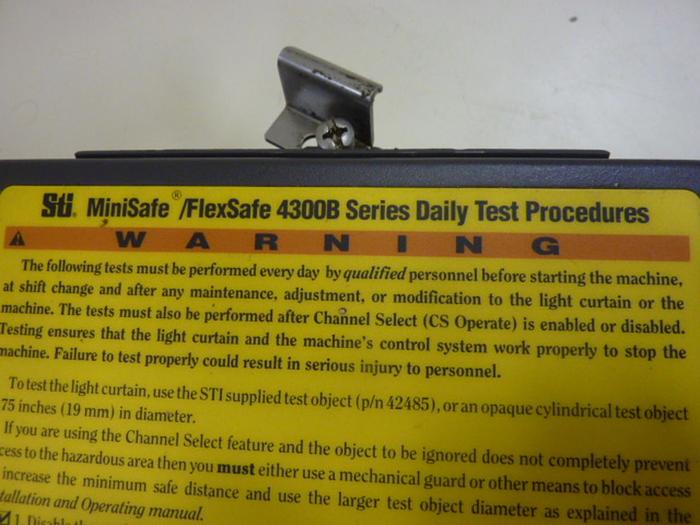 Used STI Light Curtain Controller MS4332B #49697