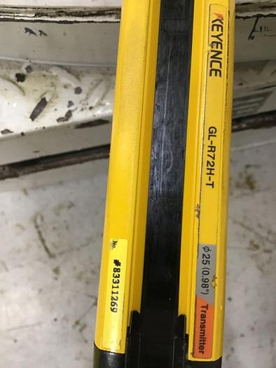Used KEYENCE CORP Light Curtain GL-R72H-T USED