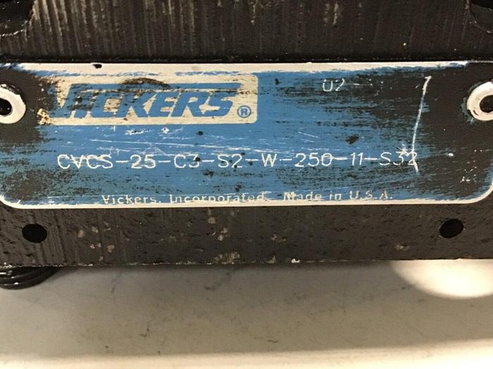 Used VICKERS Directional Valve DG4V-3S-2AL-M-U-HL7-60-EN490 #144582