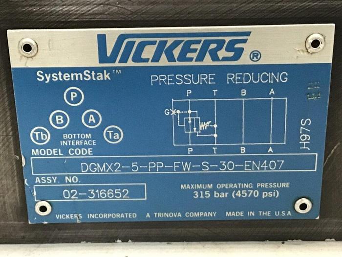 Used VICKERS Pressure Reducing Valve DGMX2-5-PP-FW-S-30-EN407 #131769