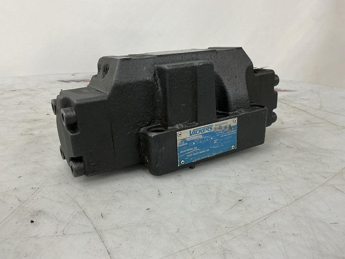 Used VICKERS DG5V-8-S-2C-T-M-U-HL-10-EN502