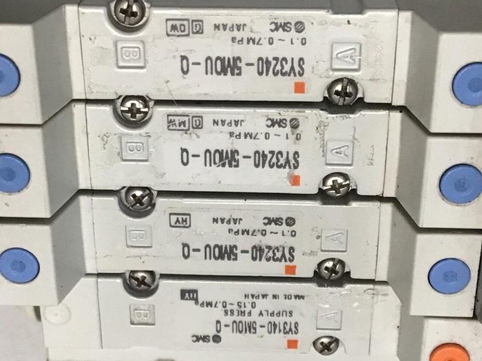 Used SMC Manifold w/ Valves SY3140-5M0U-Q #120937
