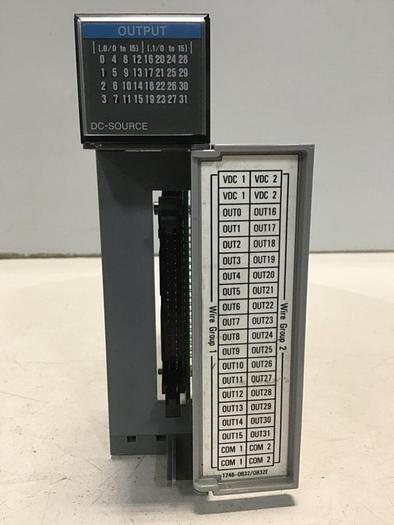 Used ALLEN BRADLEY Output Module 1746-OB32 SER D #129875