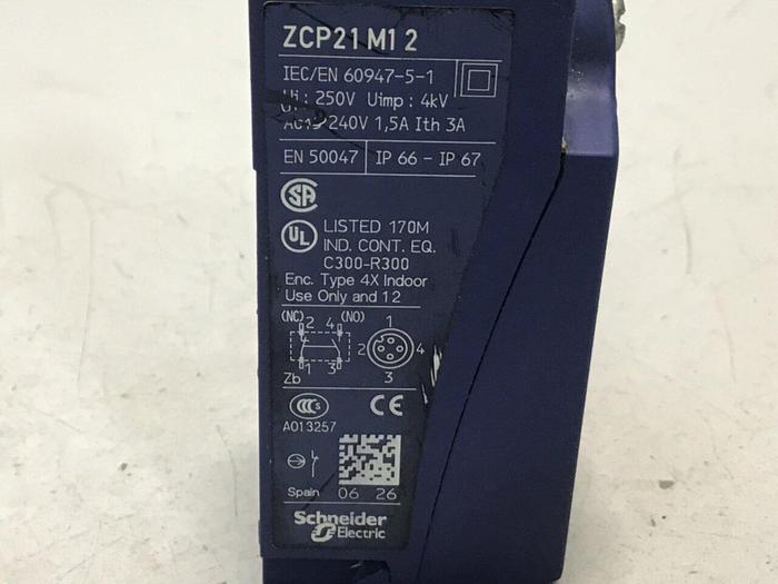 Used SCHNEIDER AUTOMATION INC Limit Switch ZCP21M12 #121925