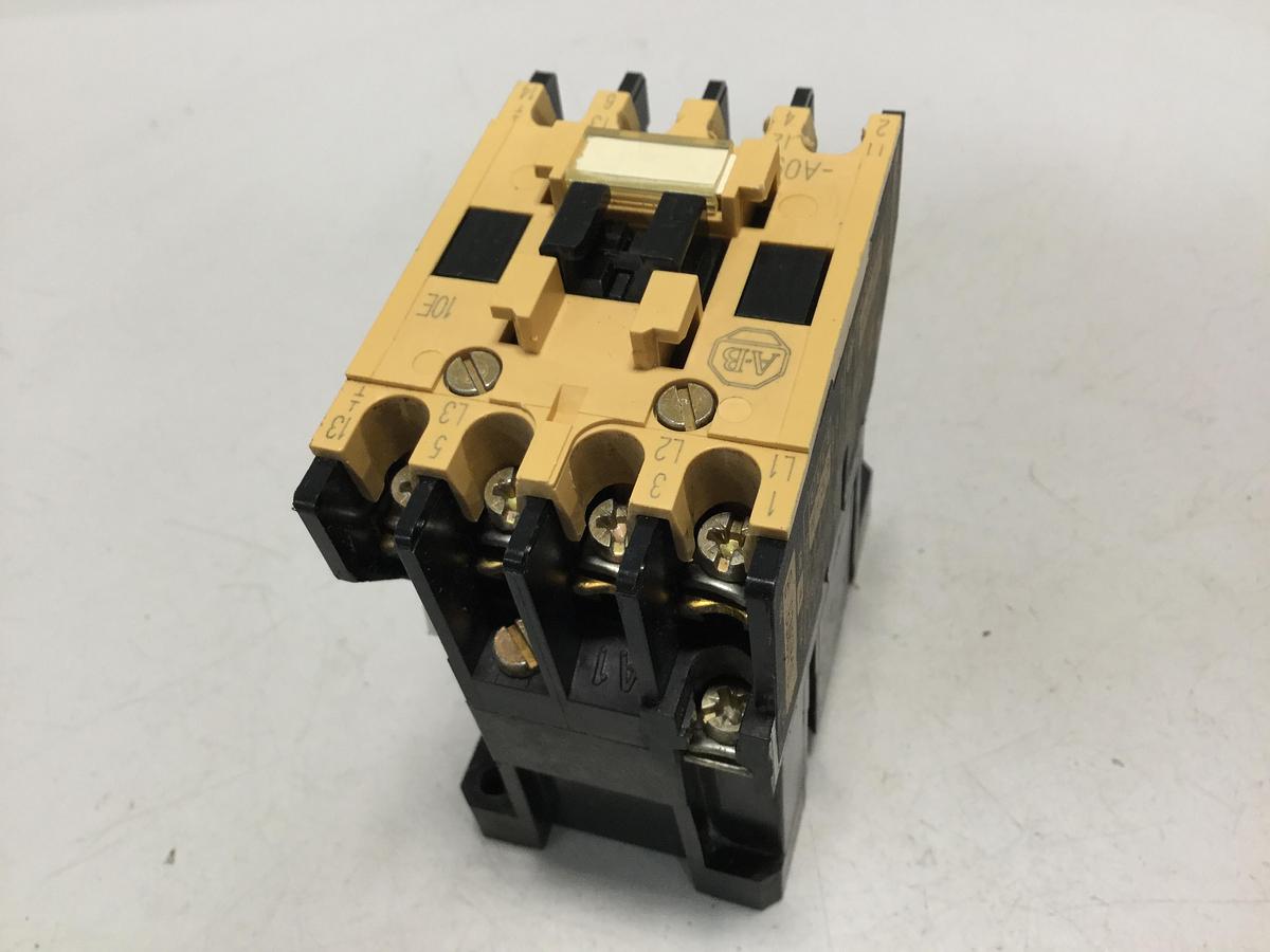Used ALLEN BRADLEY Contactor 100-A09ND3 SER B USED