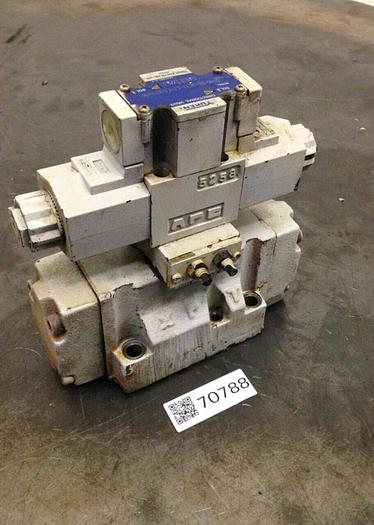 Used YUKEN Directional Valve DSHG-04-3C11-C2-ET-D24-50 #70788