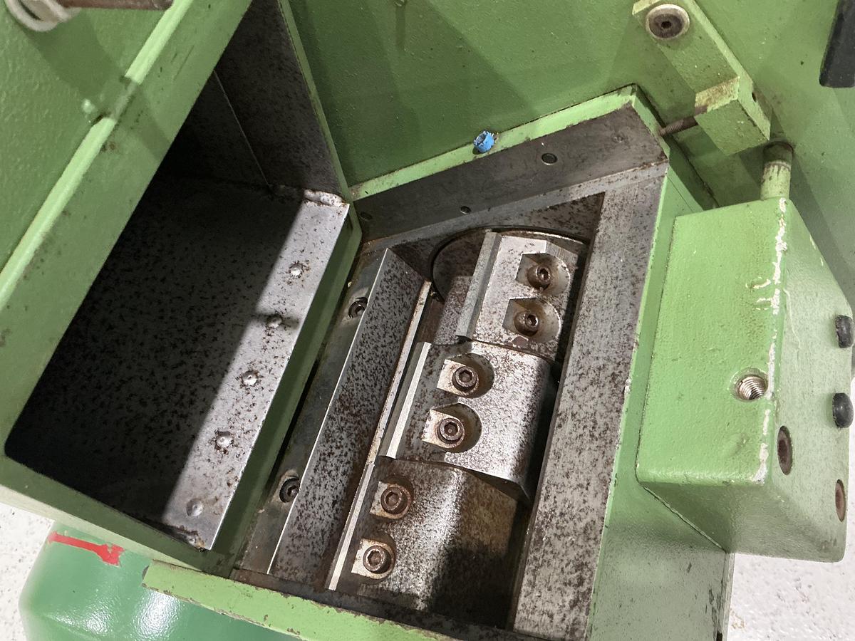 Used Rapid 69-SR Grinder Granulator / blade not cleaned