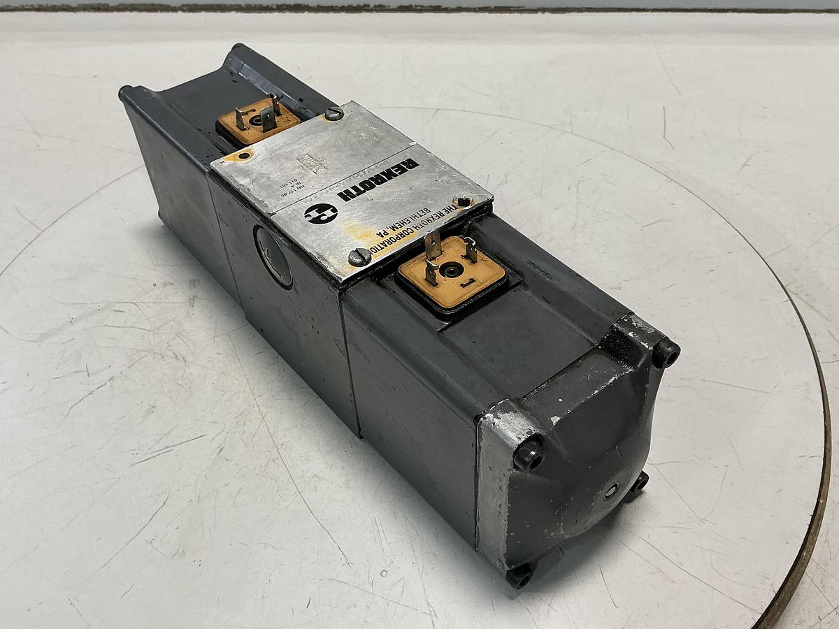 Used REXROTH 4WE10E21/AG24N9K4/V