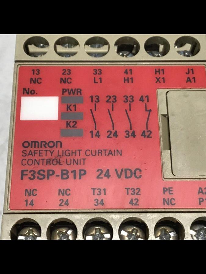 Used OMRON Light Curtain Control F3SP-B1P USED