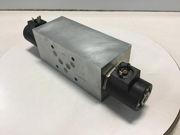 Used INDUSTRIAL MRO Valve HF960819 Used