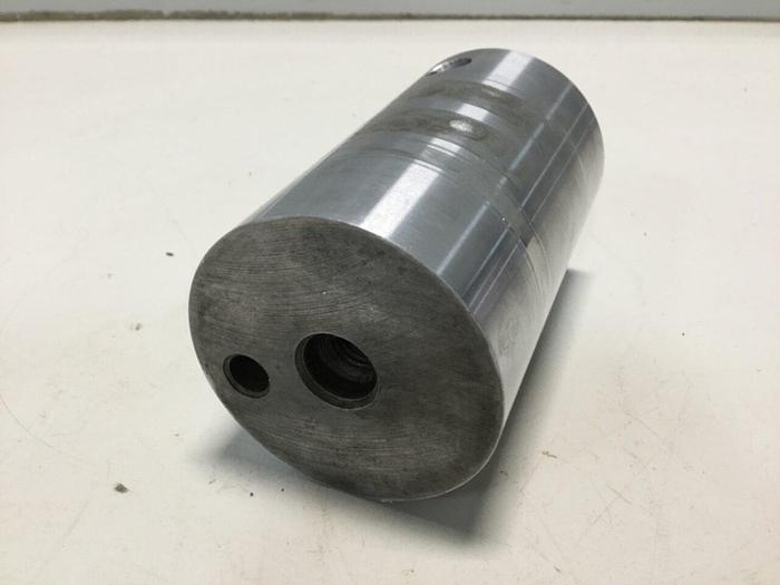 Used CINCINNATI MILACRON Front Toggle Pin 5038623 #111341