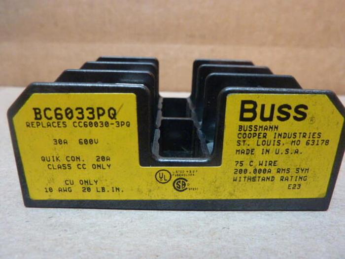 Used BUSSMANN 30 Amp Fuse Holder BC6033PQ #31067