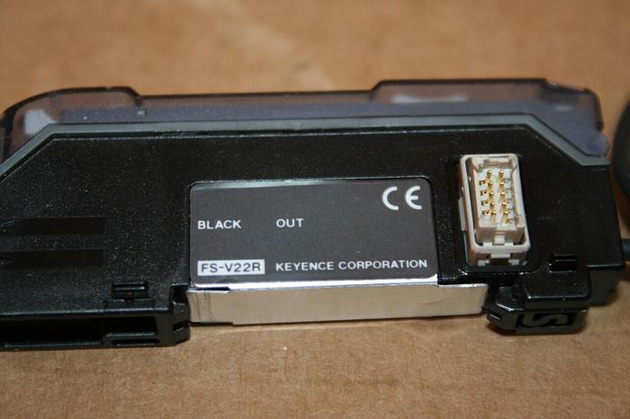 Used KEYENCE CORP Photoelectric Amplifier FS-V22R Used