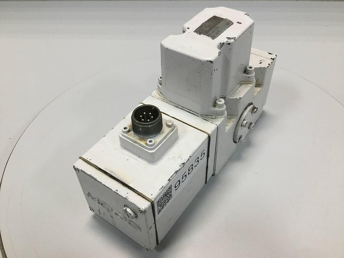 Used MOOG Servo Valve J661-335 Used