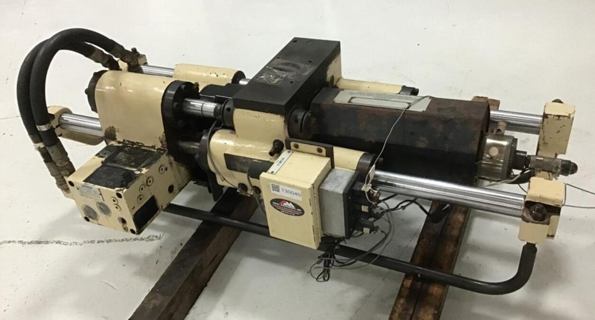 Used CINCINNATI MILACRON .73 Oz Injection Unit VS33-.73 USED 
