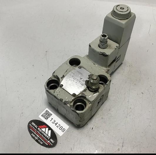 Used VICKERS Valve CG5060AFMUHL7110 #134288
