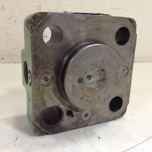 Used VICKERS Valve CVCS4001S2W24510 #88853