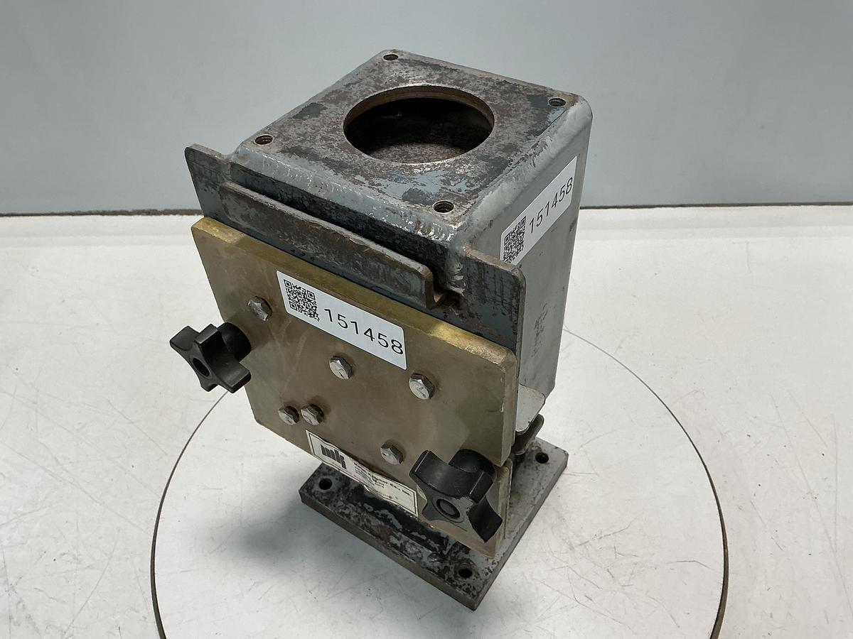 Used METAL KATCHER  NO MODEL / NO TAG