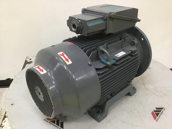 Used BROOK CROMPTON 40 HP Motor WP-200LD Used