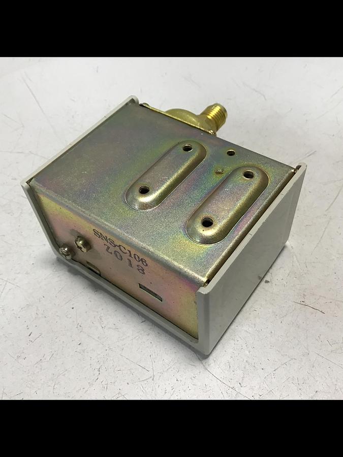 Used SAGINOMIYA SEISAKUSHO Pressure Sensor SNS-C106Z013 USED