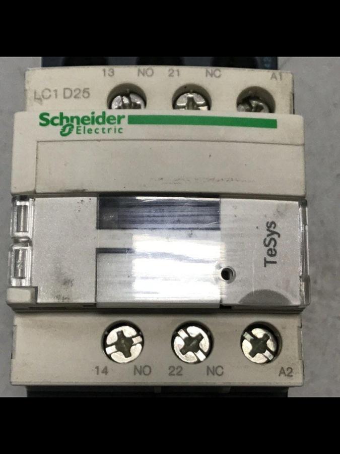 Used SCHNEIDER ELECTRIC Contactor LC1D25 Used